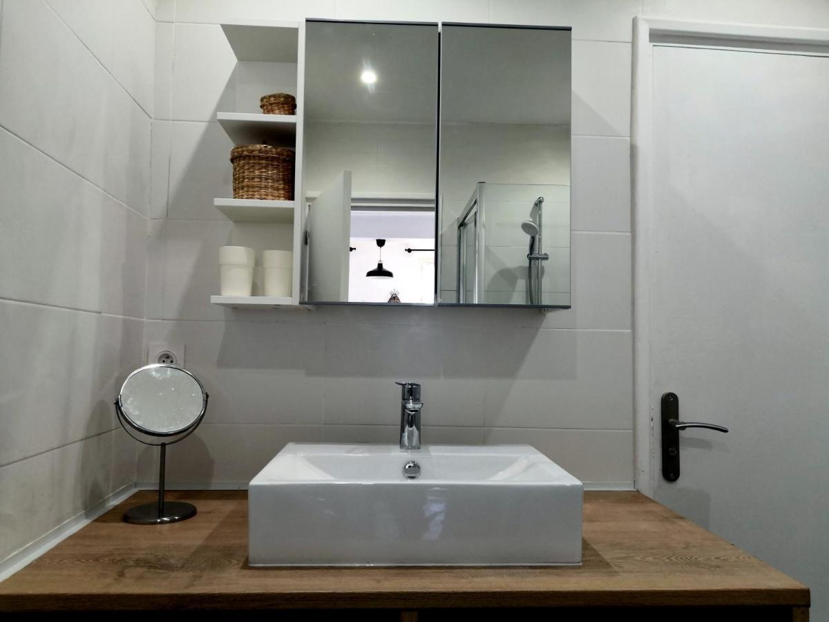 Grand 2 Pieces Renove Climatise, Vieil Antibes, Proche Port Apartment Exterior photo