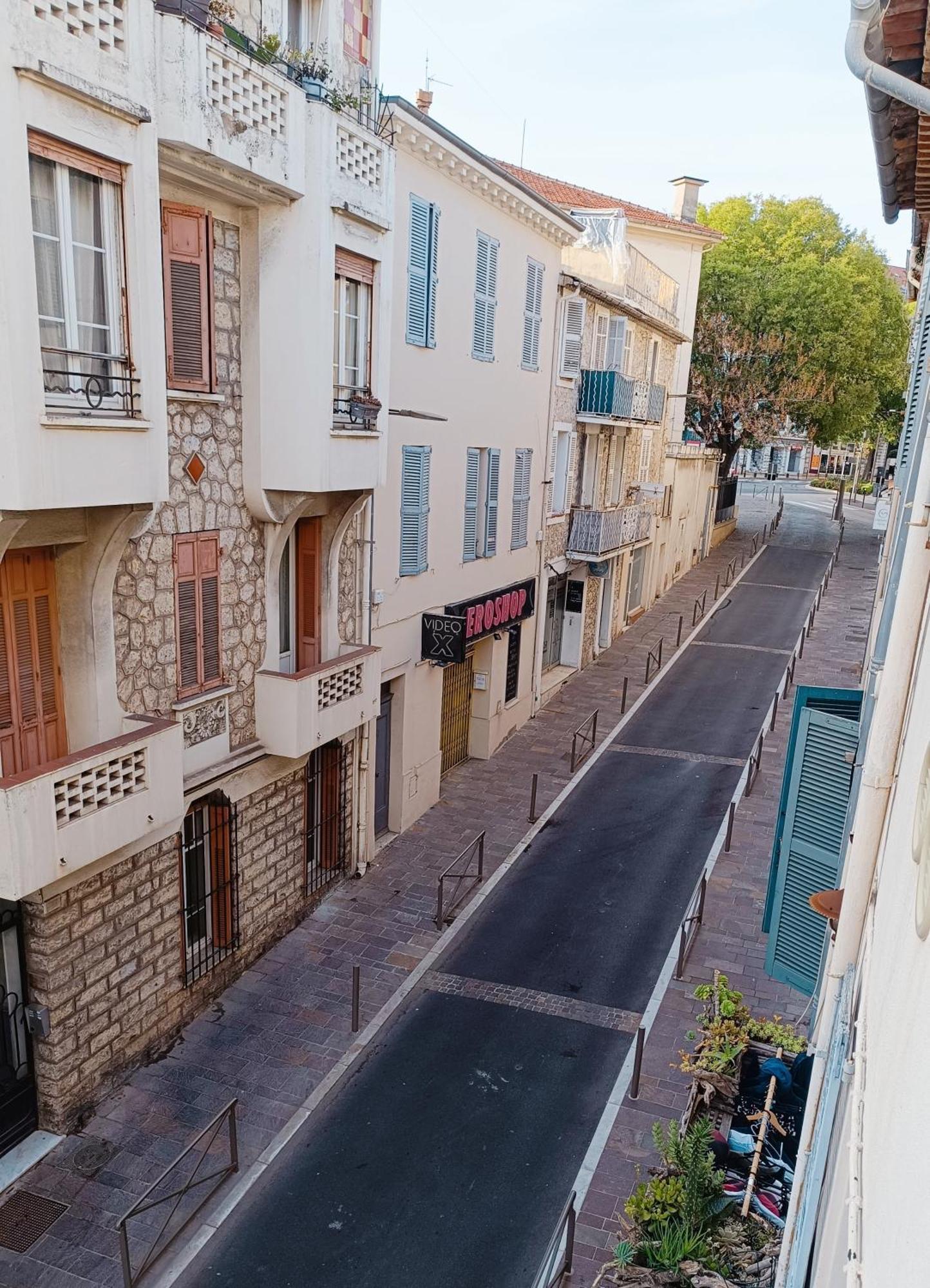 Grand 2 Pieces Renove Climatise, Vieil Antibes, Proche Port Apartment Exterior photo