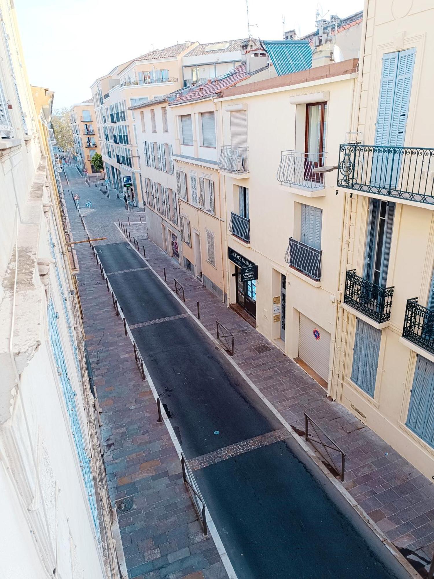 Grand 2 Pieces Renove Climatise, Vieil Antibes, Proche Port Apartment Exterior photo
